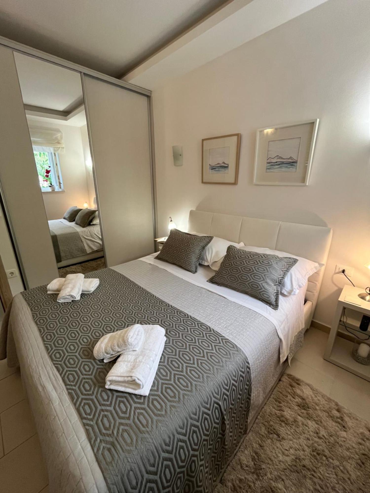 Luxury Apartment Spa "Marina" Makarska Esterno foto